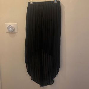 High low black skirt